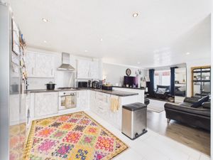 Photo 5- click for photo gallery